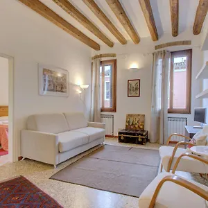  Apartment Moro Get-by-train